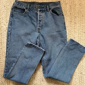Brandy Melville straight leg “mom” style jeans